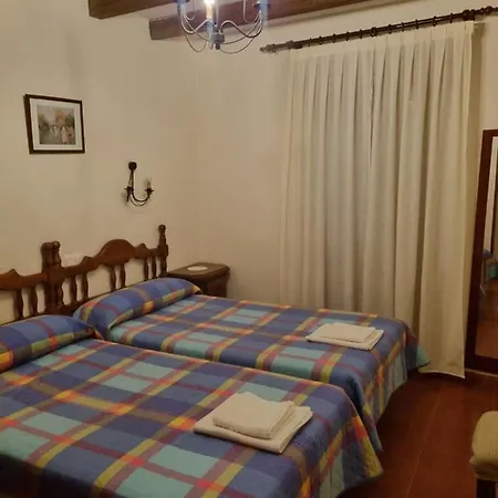 La Casa De Tio Claudio Nyaraló *